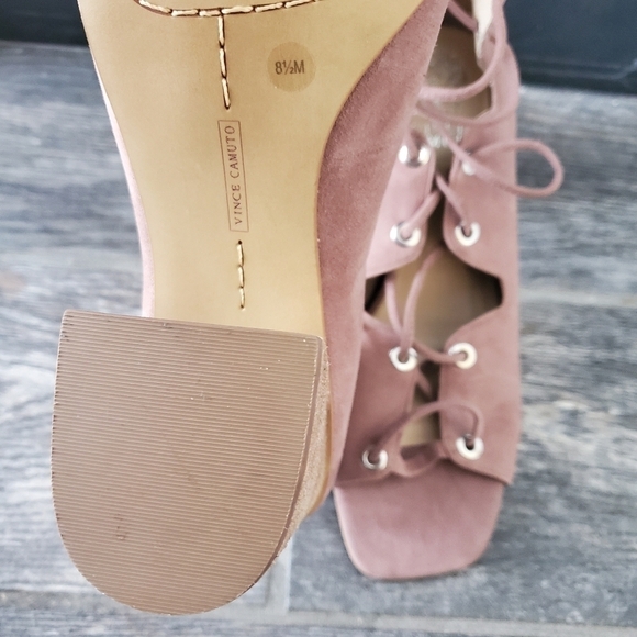 NEW Vince Camuto Nahara Mauve Suede Caged Heels - Picture 9 of 10
